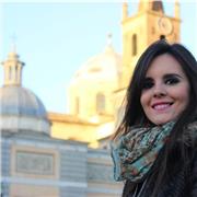 Profesora de Lengua Castellana y Literatura, y Enseñanza del Español como lengua extranjera